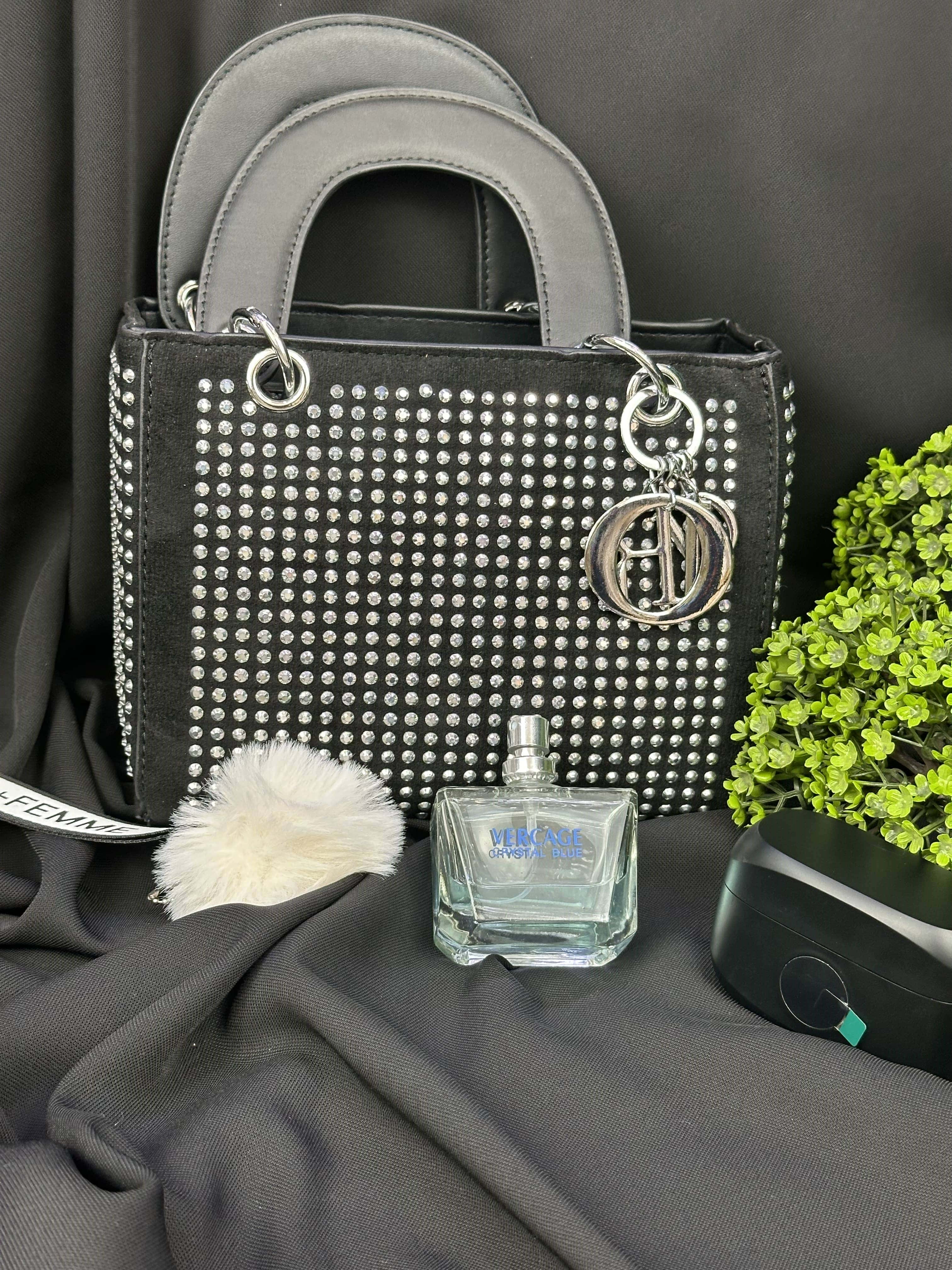 "Dior gaş:" sumka